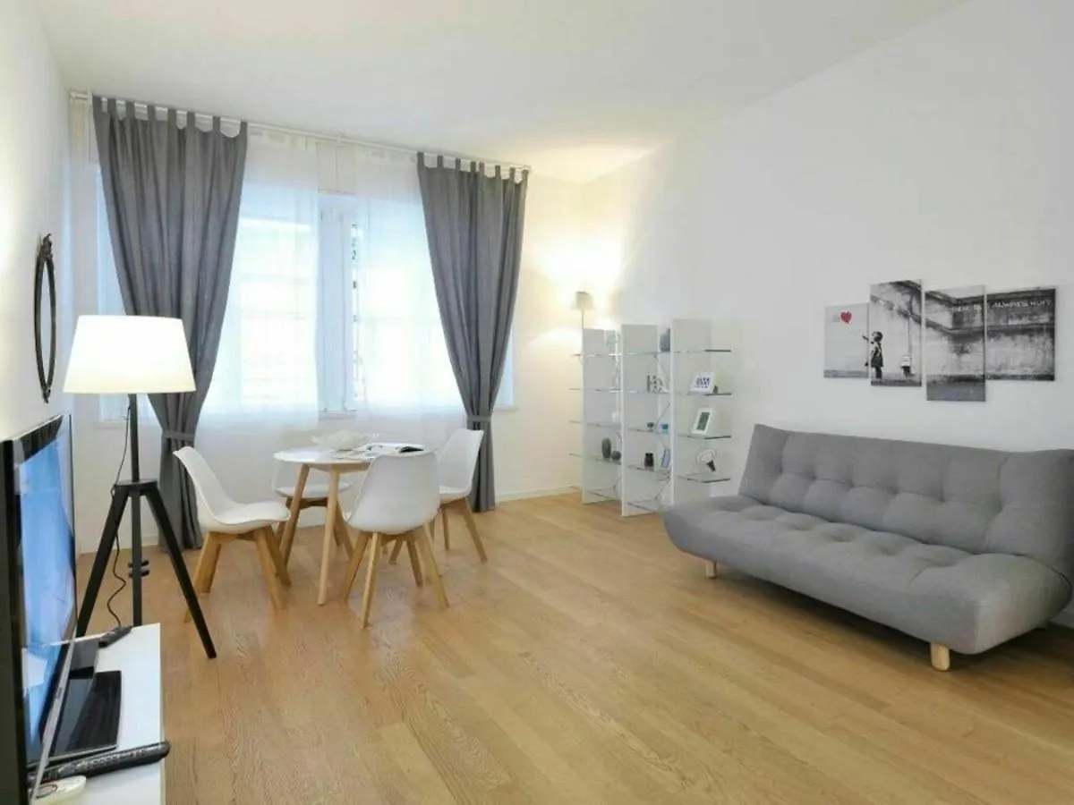 Olmetto By Halldis Milan